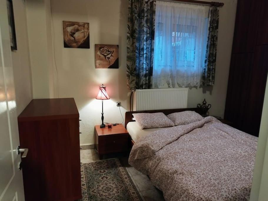 Cozy Cottage For 4 Lávdhas Eksteriør bilde